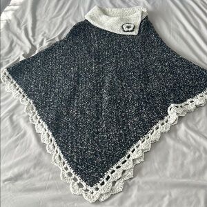 Elegant Black and White Women's Sweater Poncho